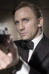 20061220214704-foto-danielcraig-bond.jpg